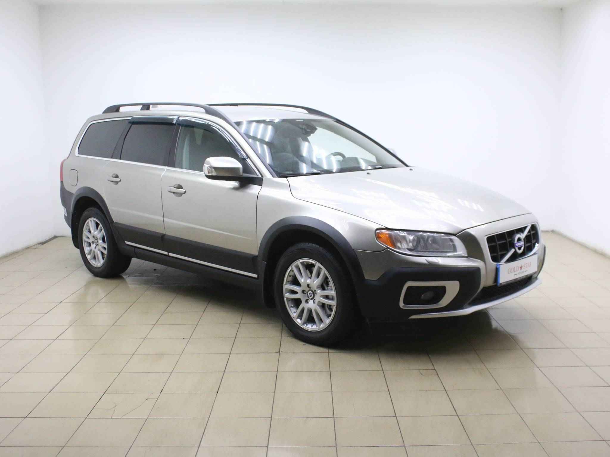 Volvo XC70, II