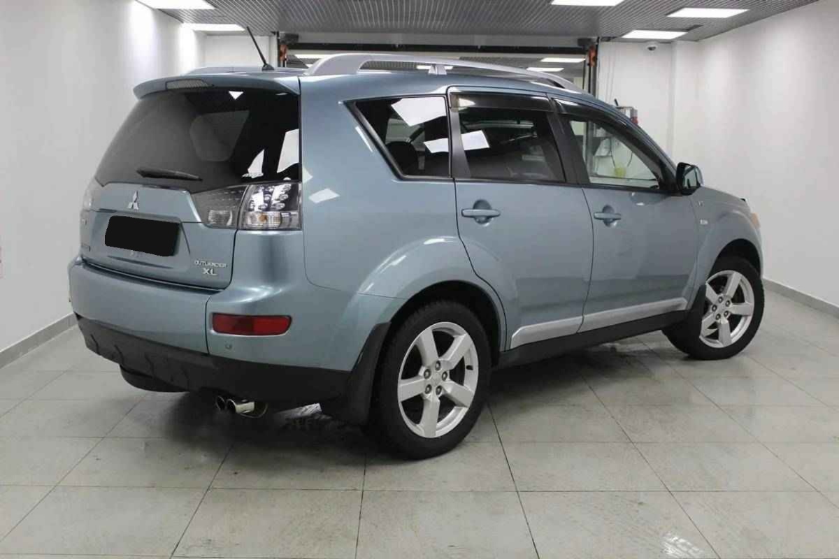 Mitsubishi Outlander, II