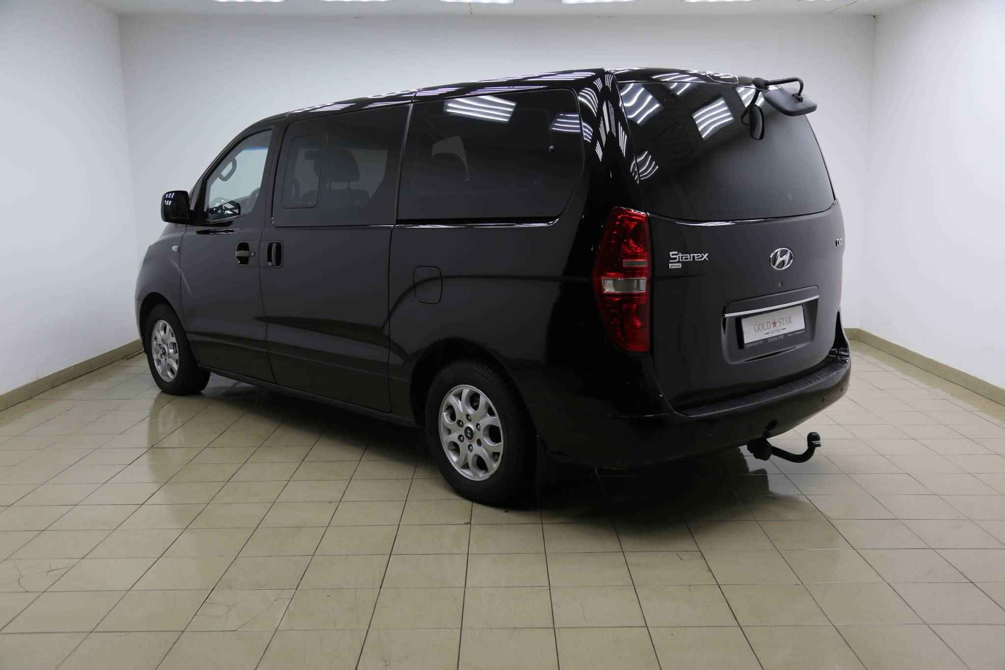 Hyundai Grand Starex, I