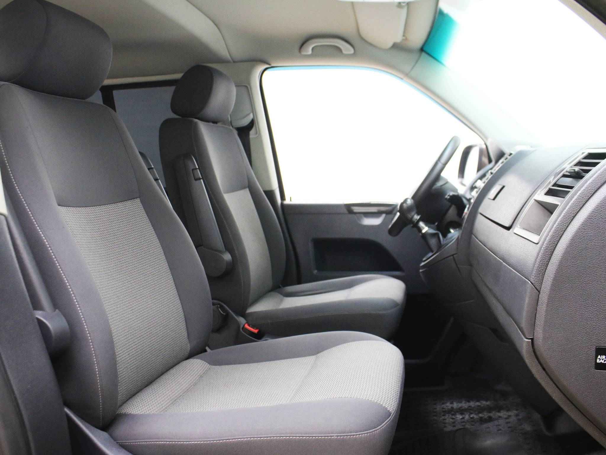 Volkswagen Caravelle, T5 Рестайлинг