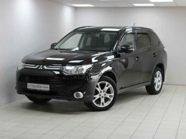 Mitsubishi Outlander, III