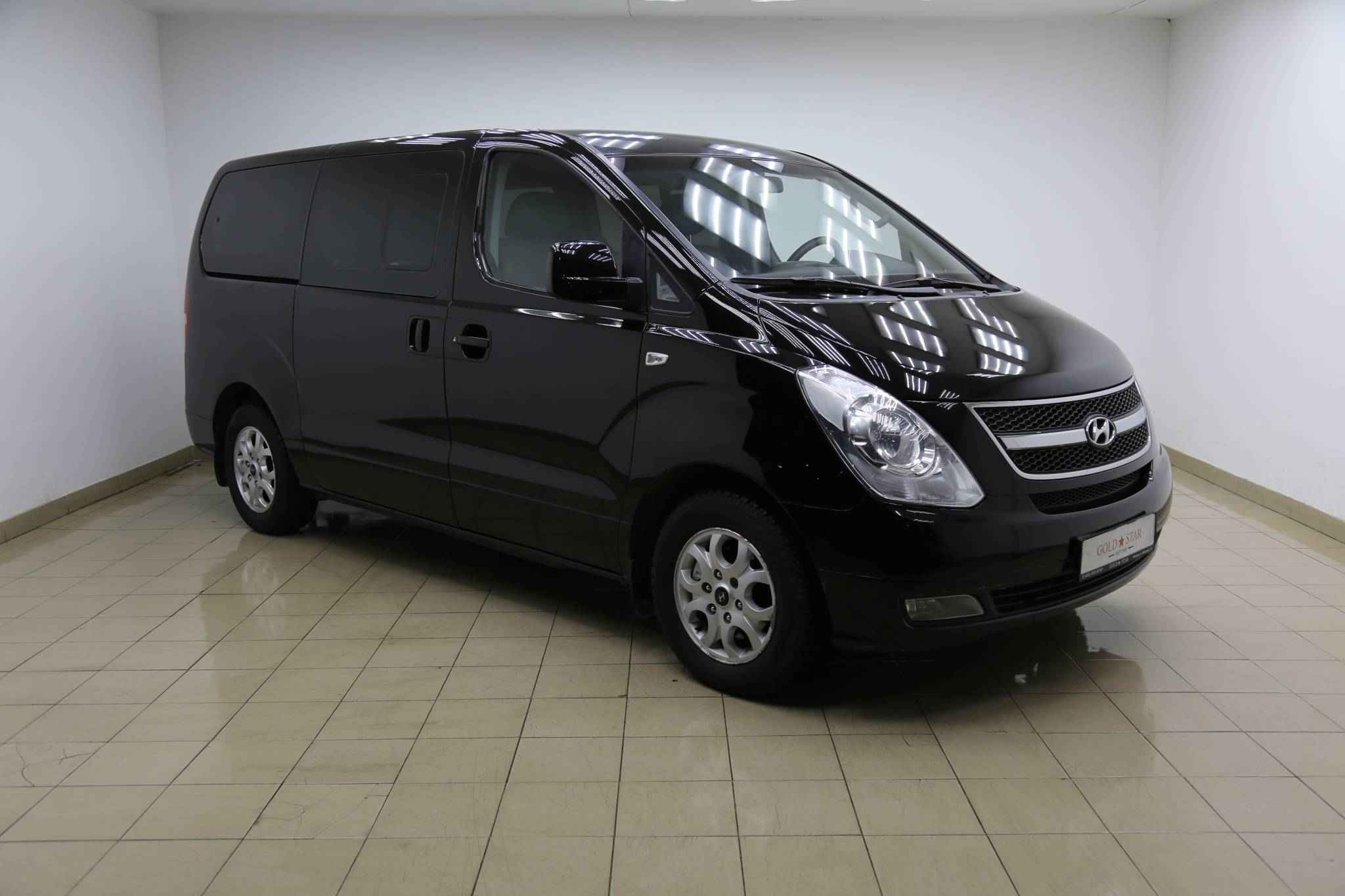 Hyundai Grand Starex, I