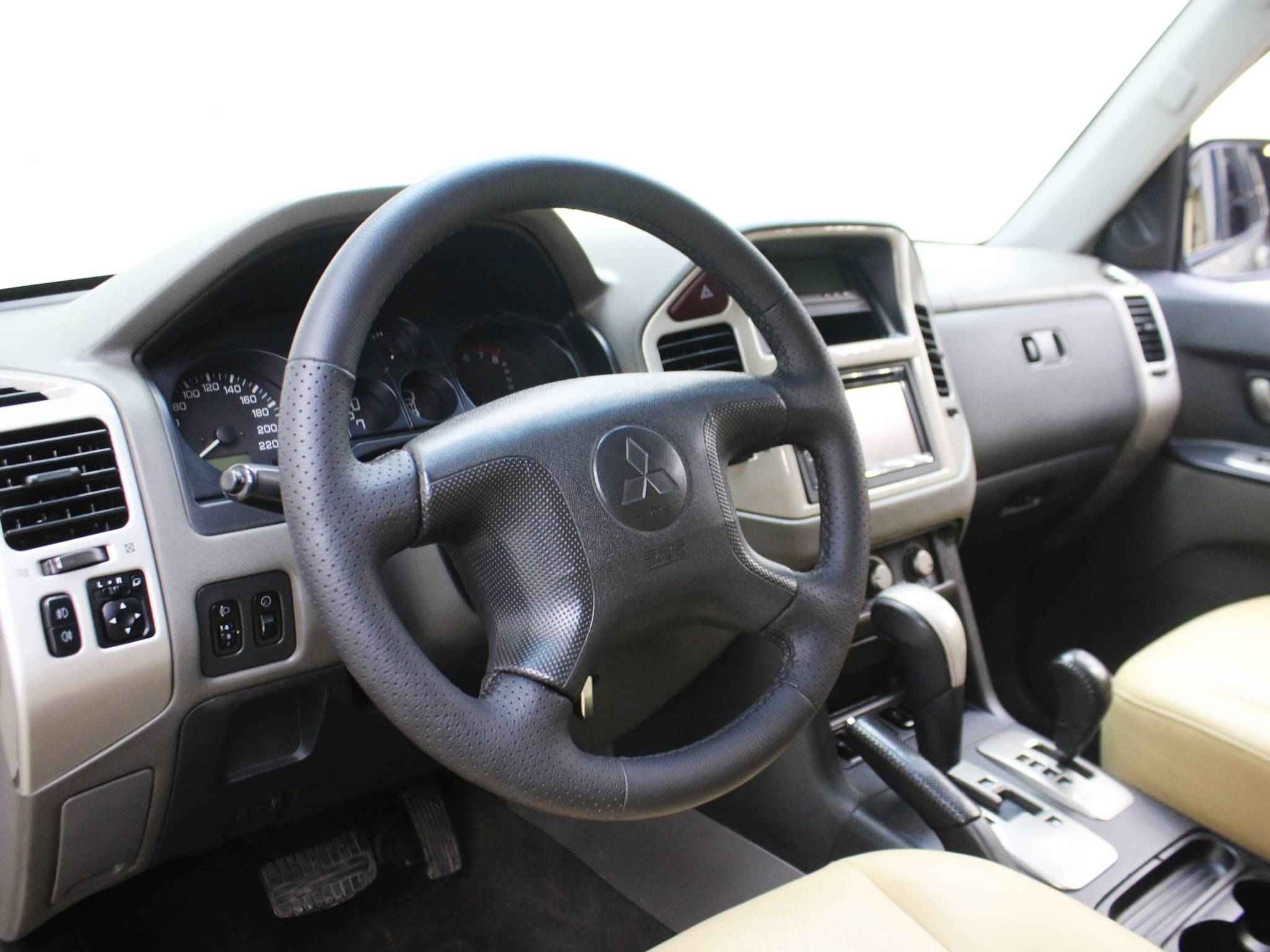 Mitsubishi Pajero, III Рестайлинг