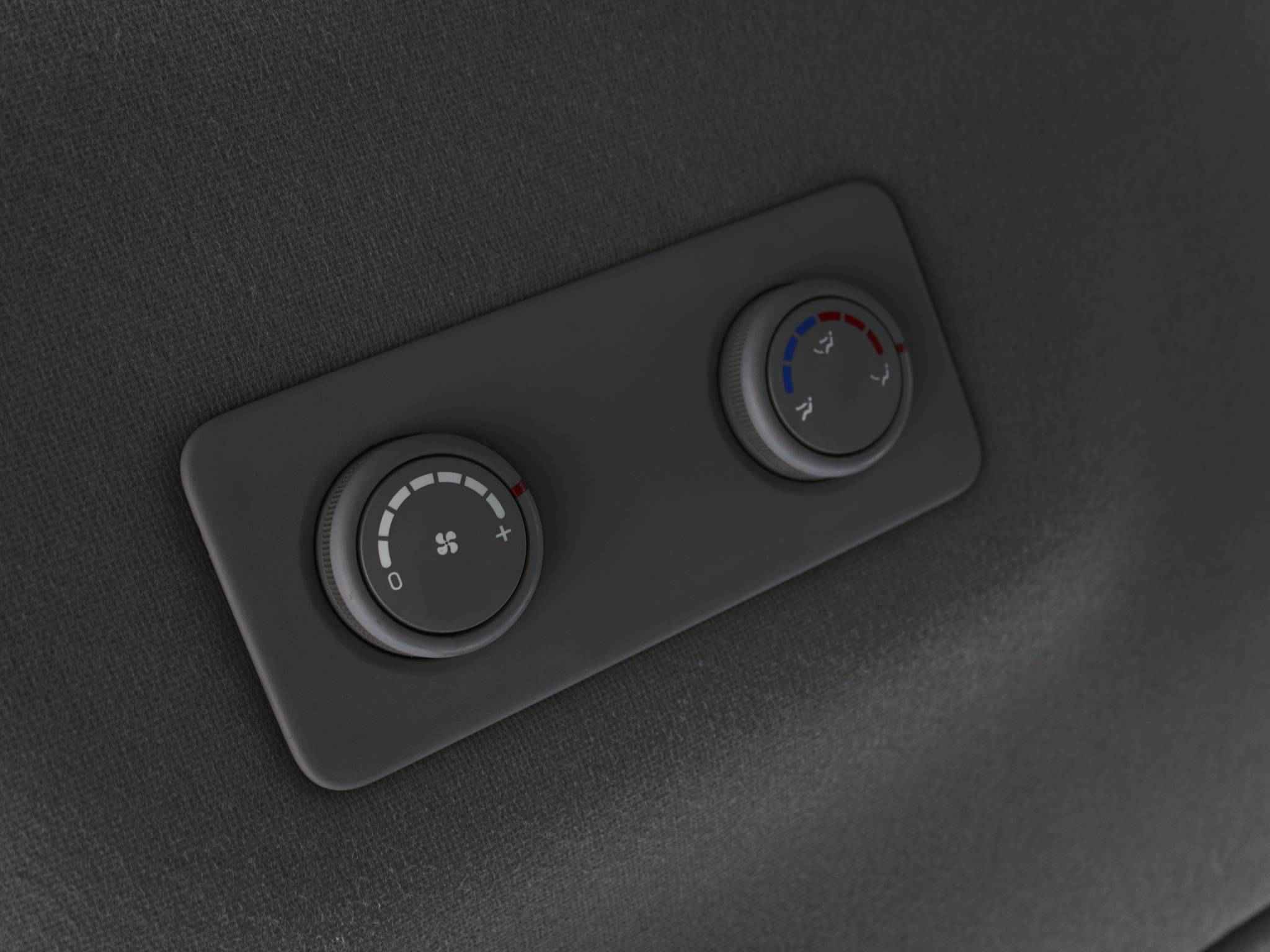 Hyundai Grand Starex, I