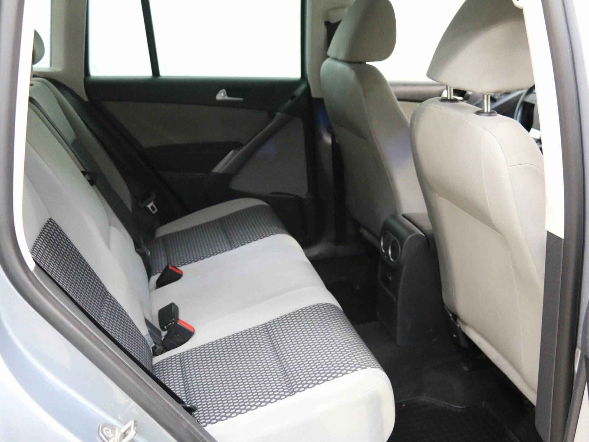 Volkswagen Tiguan, I