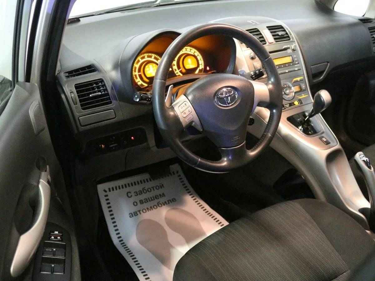 Toyota Auris, I