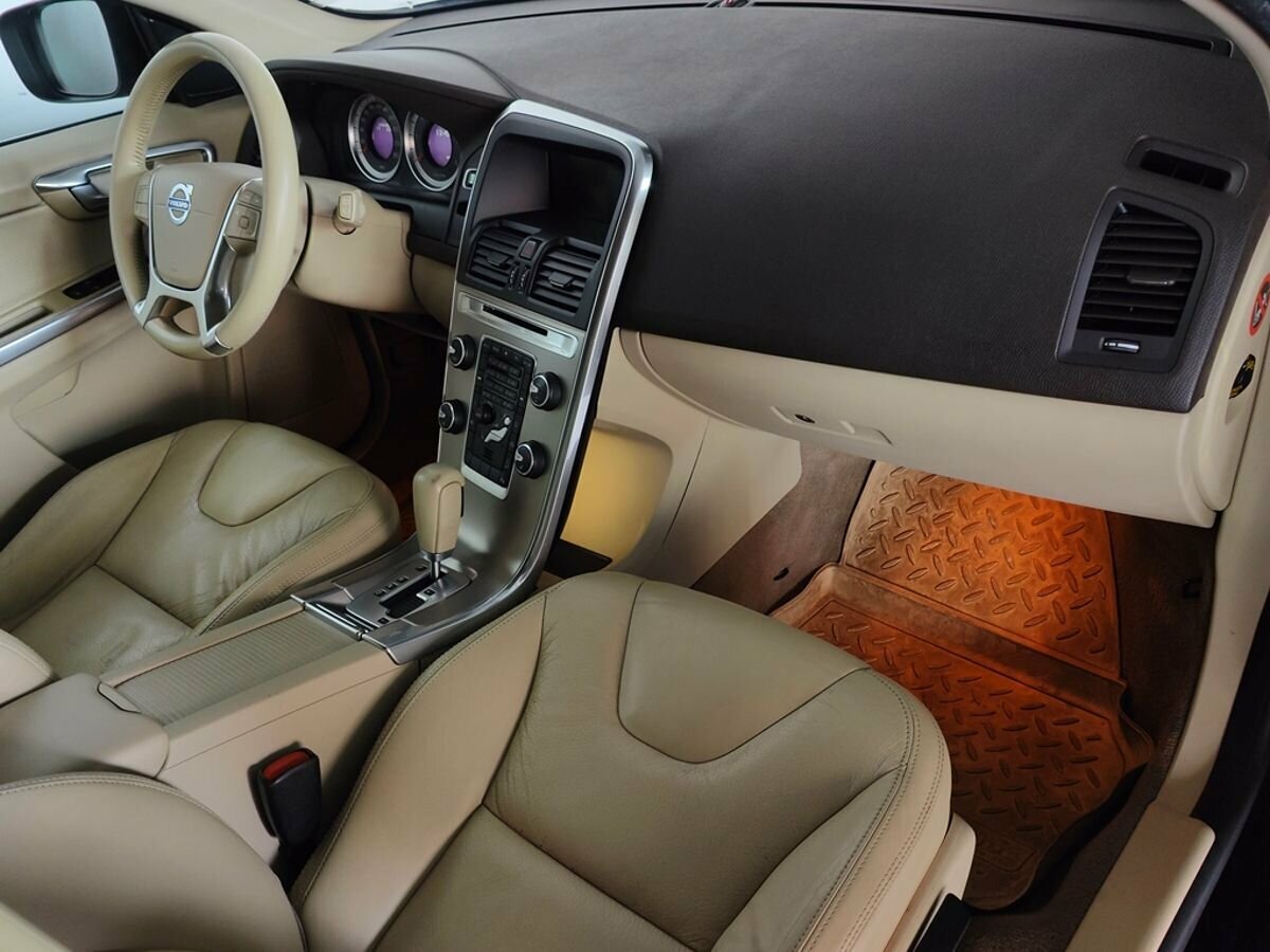 Volvo XC60, 2012