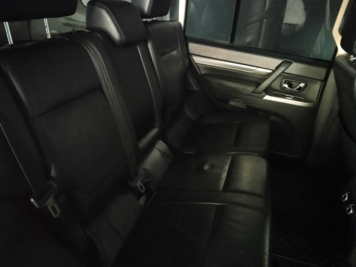 Mitsubishi Pajero, 2013