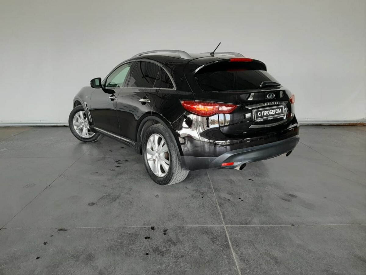 Infiniti FX37, 2012