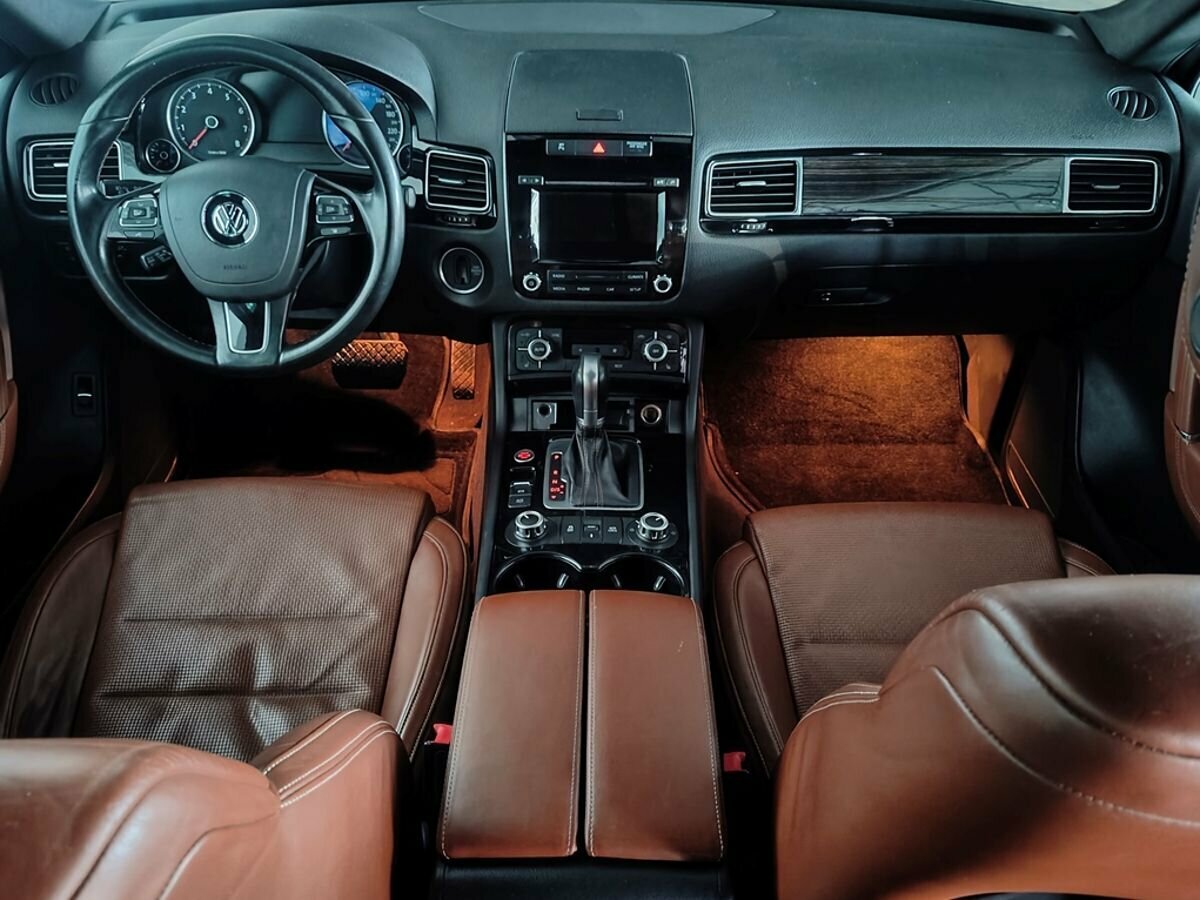 Volkswagen Touareg, 2014