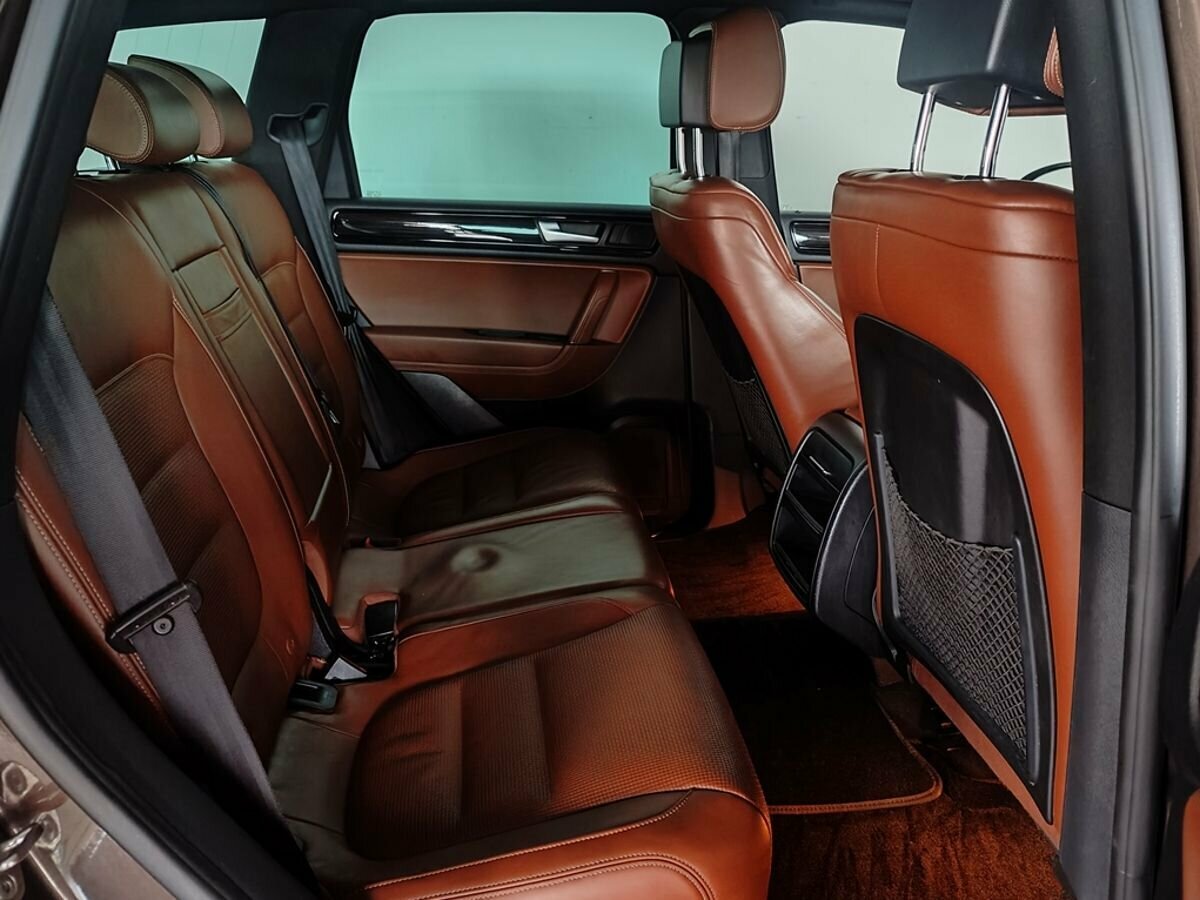 Volkswagen Touareg, 2014