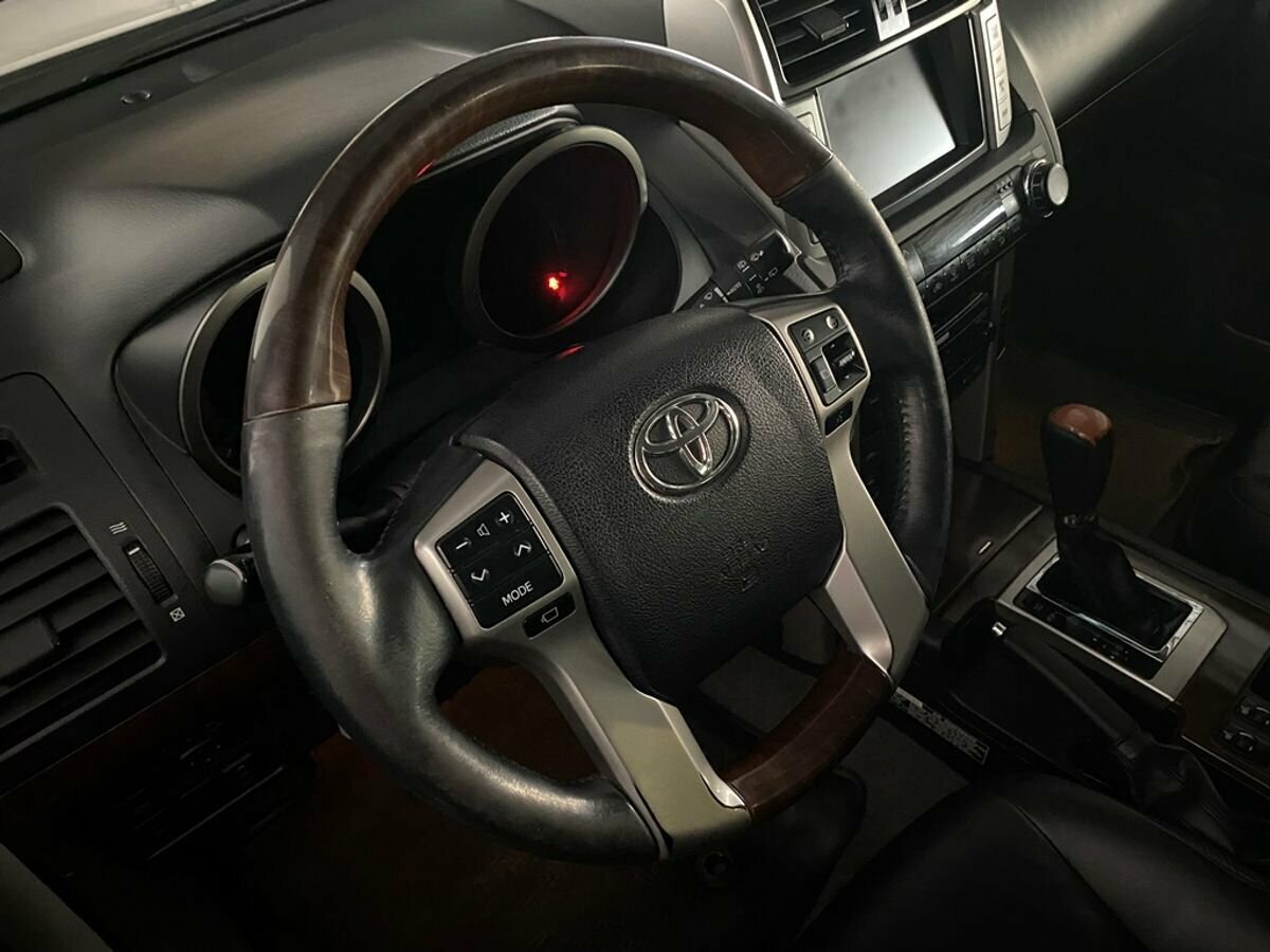 Toyota Land Cruiser Prado, 2010