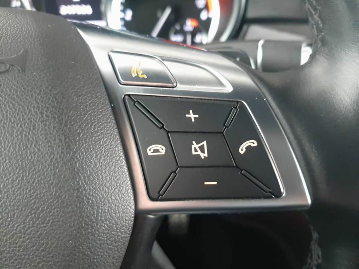 Mercedes-Benz M-Класс 350 CDI, 2012